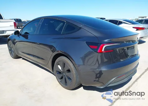 2024 Tesla Model 3 Long Range Dual Motor All-Wheel Drive z USA, uszkodzony, nr VIN 5YJ3E1EB0RF815909